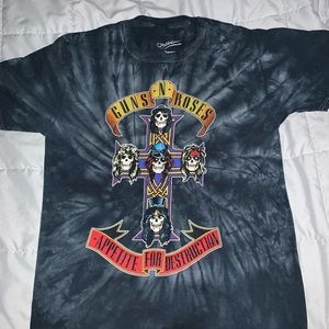 Guns and roses t-shirt